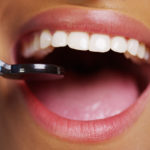 Całościowe leczenie dentystyczne – odkryj trasę do zdrowej i pięknego uśmiechów.